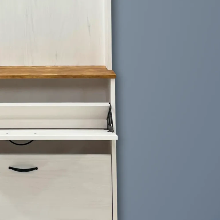 Przedpokój w dobrym stylu – nasza realizacja z sosny